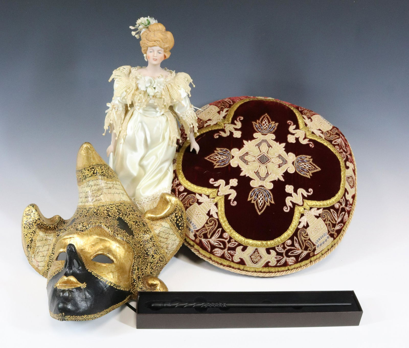 PAPER MACHE' MASK GROUP (1 of 5)