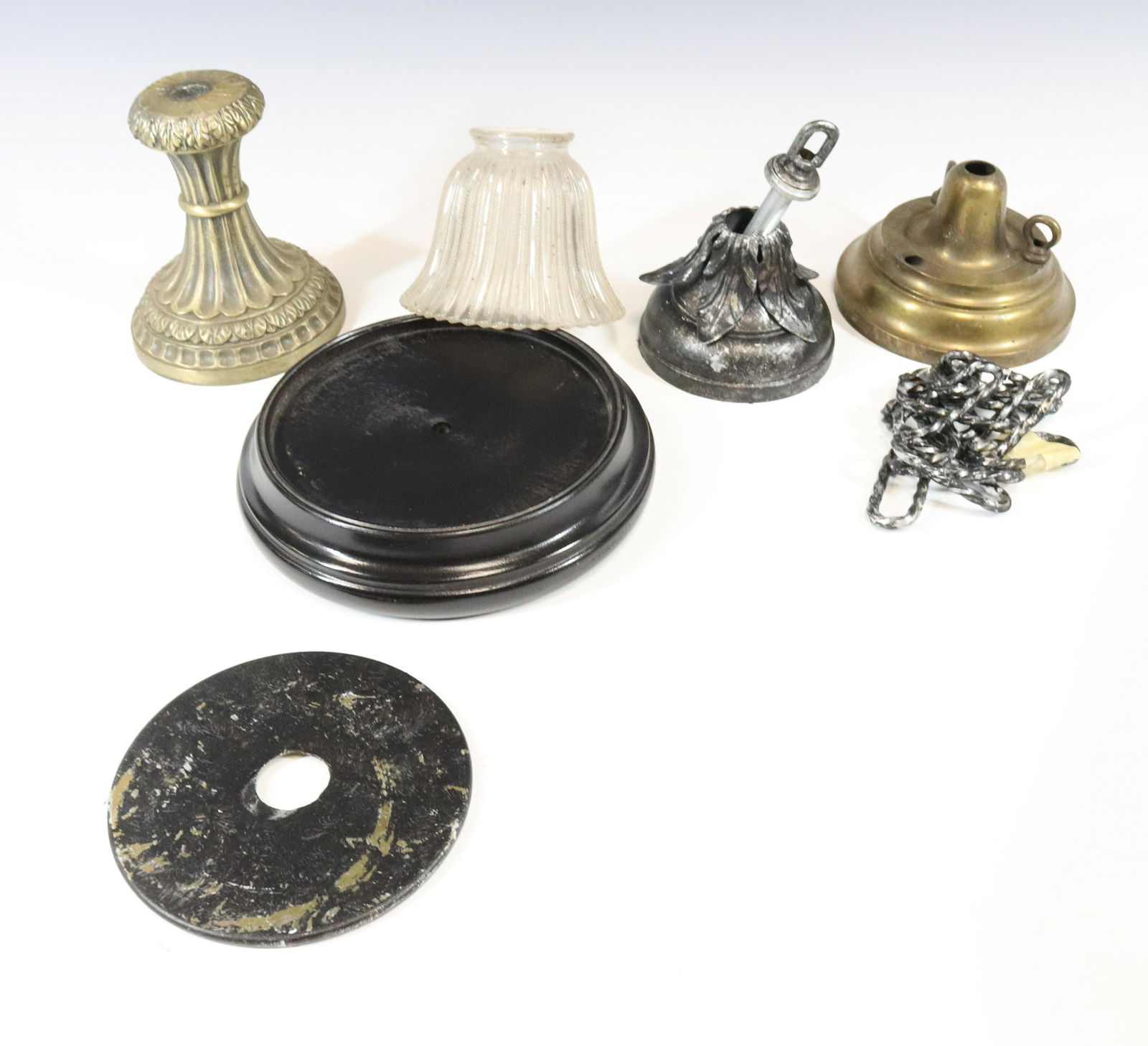 LIGHTING GROUP (1 of 2)