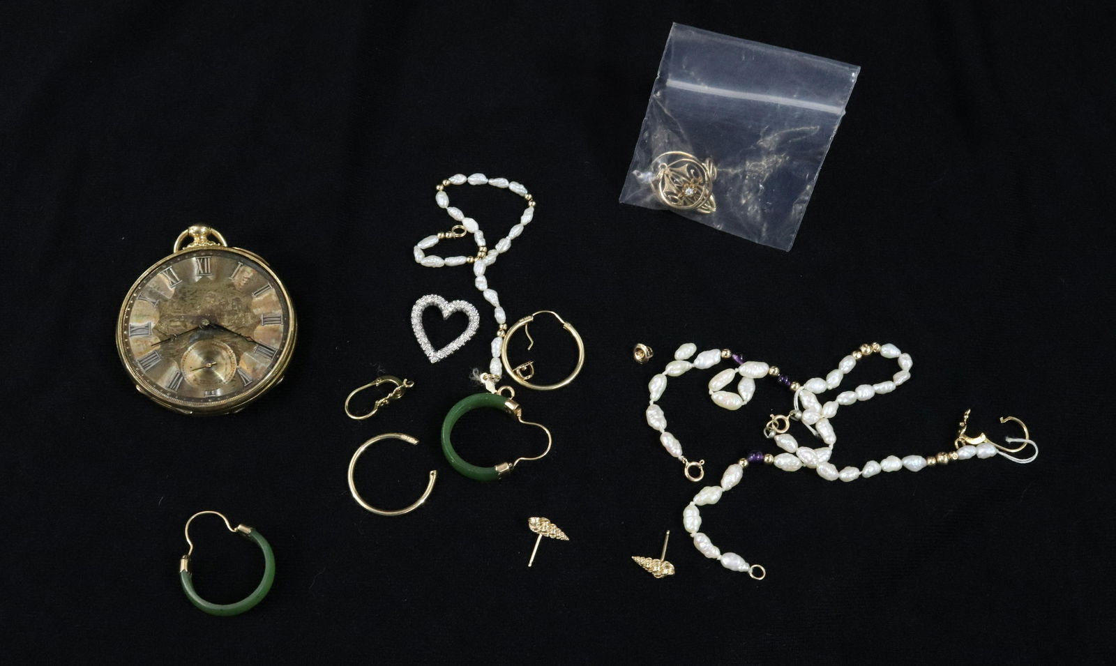 GOLD JEWELRY AND GOLD GROUP (1 of 2)