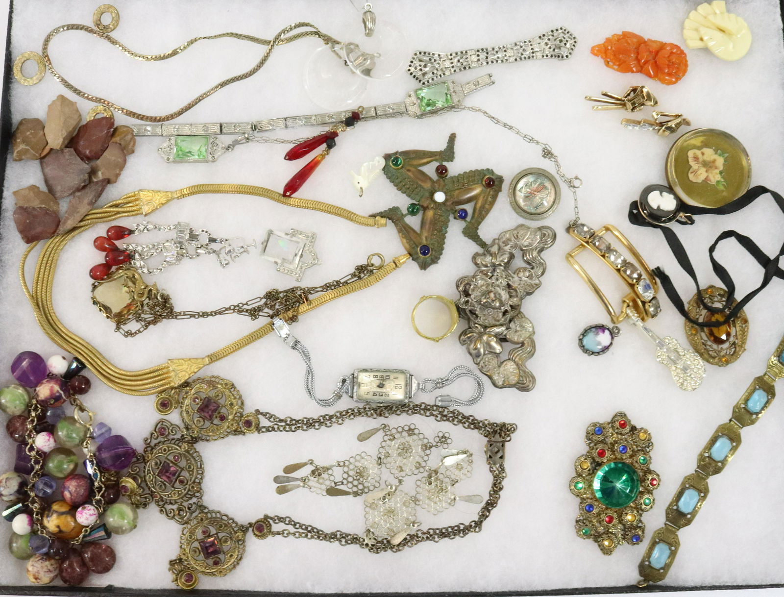 VINTAGE JEWELRY TRAY GROUP (1 of 5)