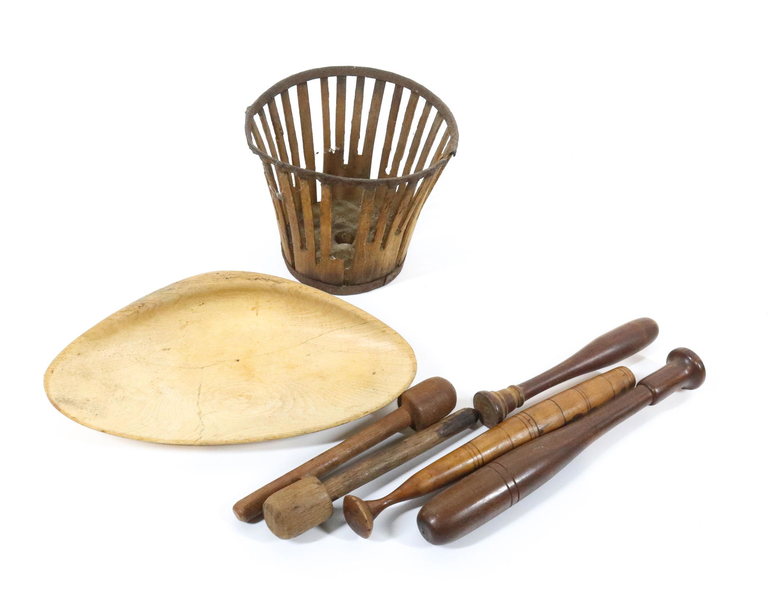 SHAKER BERRY BASKET AND WOODEN MUDDLERS (1 of 5)