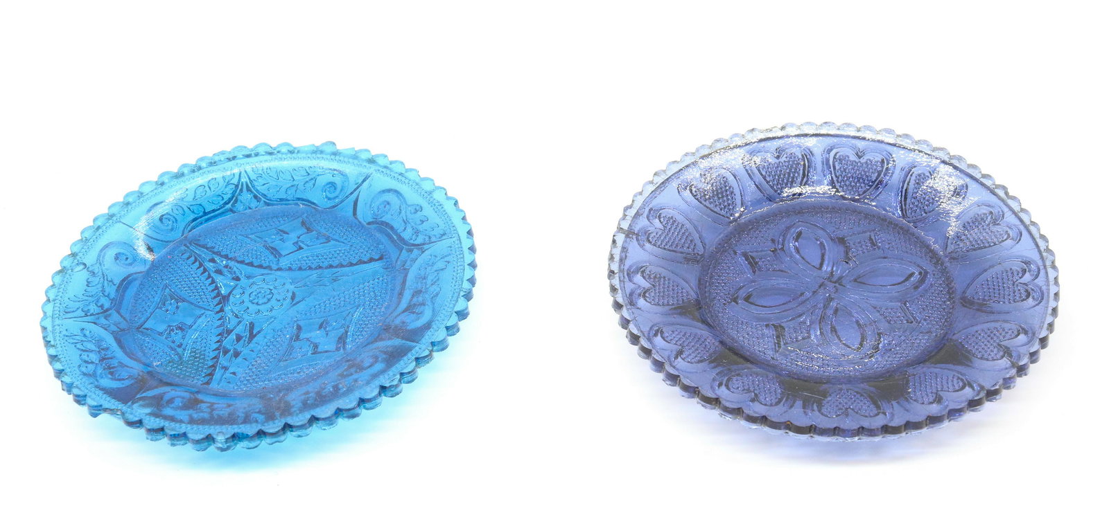 (2) COLOR SANDWICH CUP PLATES (1 of 4)