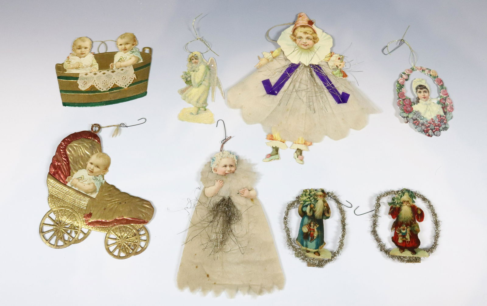 LOT OF ANTIQUE CHRISTMAS ORNAMENTS (1 of 2)