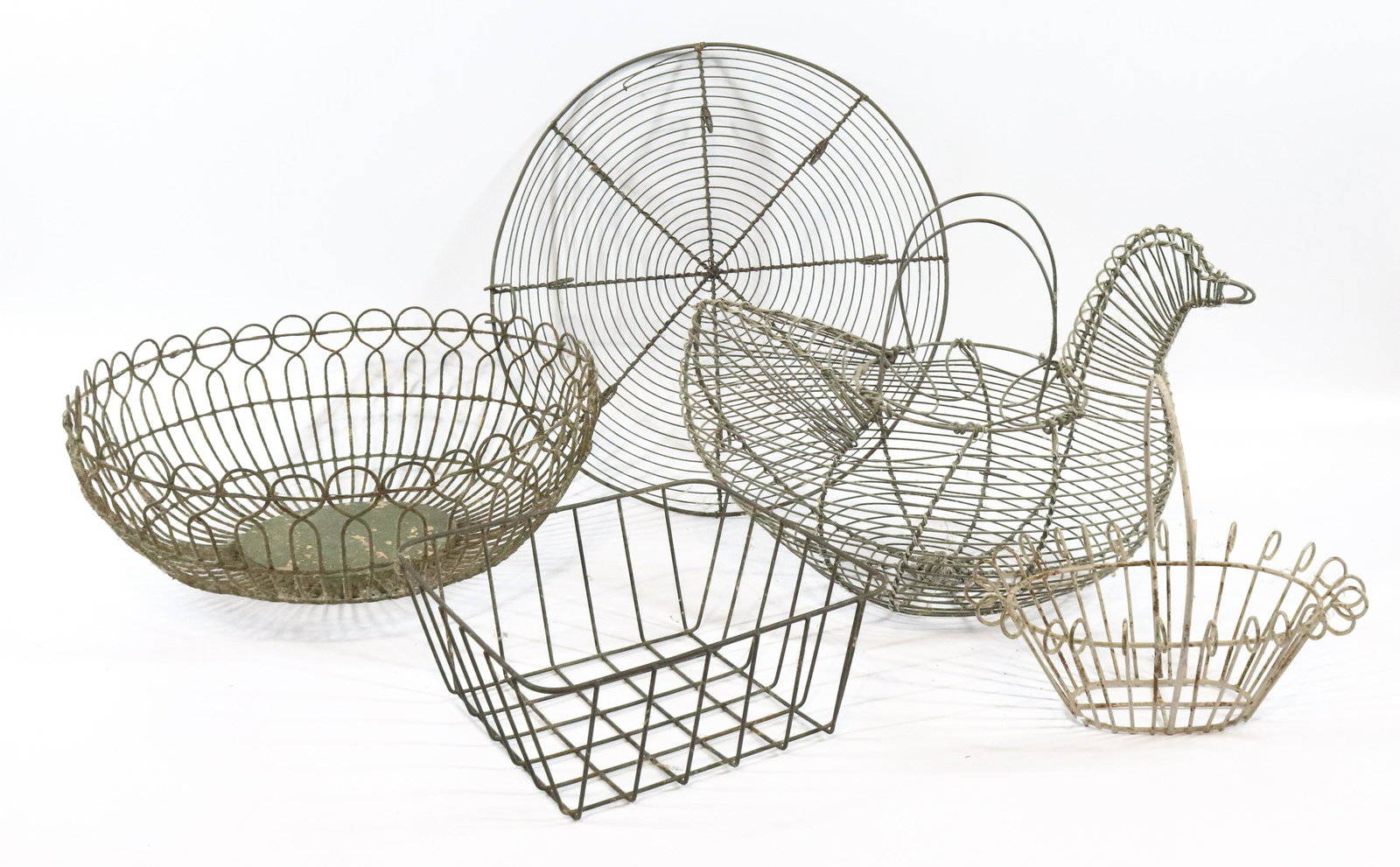 LOT OF VINTAGE WIRE ITEMS (1 of 2)