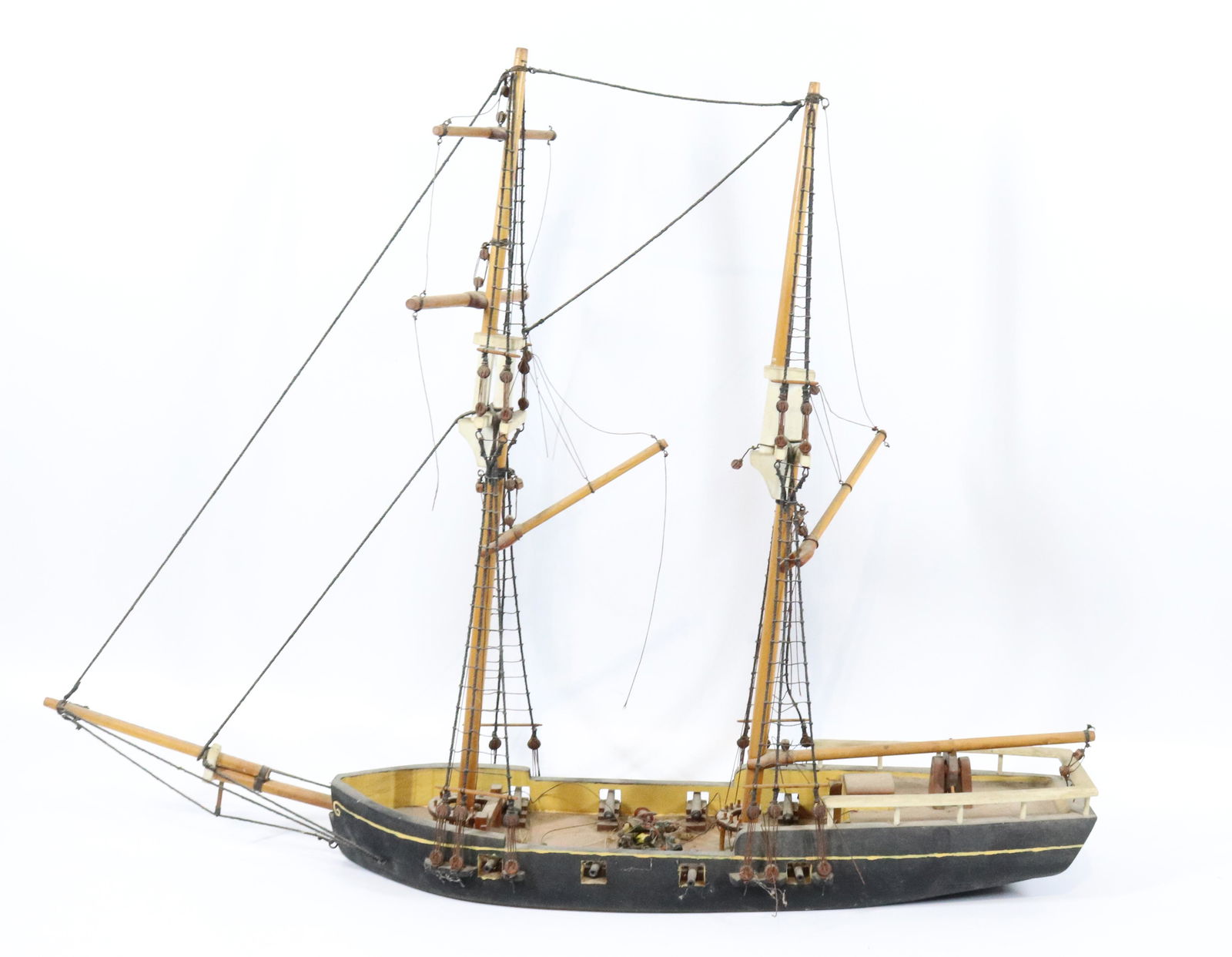 FOLK ART SAILING SHIP (1 of 5)