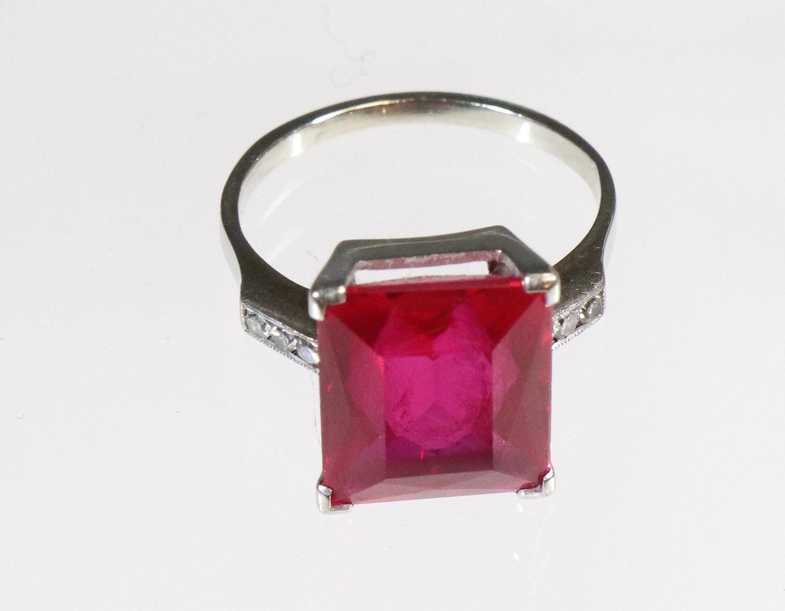 14K GOLD RUBY RING (1 of 5)