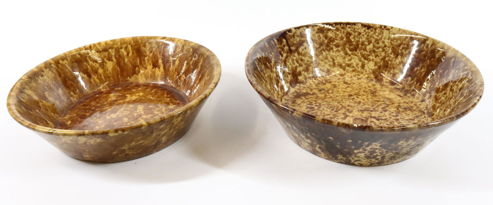 (2) SPONGEWARE BOWLS (1 of 3)
