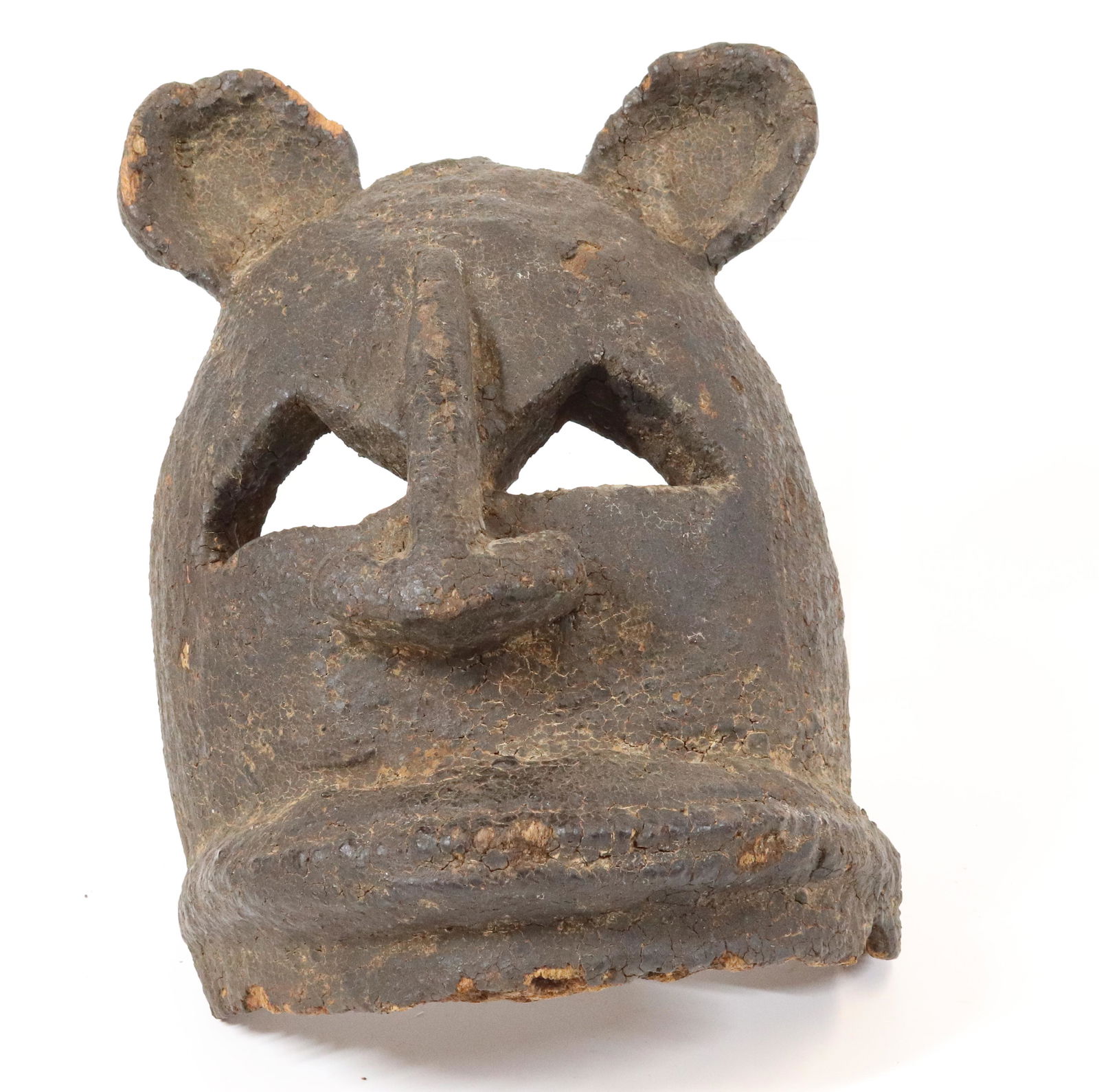 CARVED WOODEN TRIBAL MASK (1 of 3)