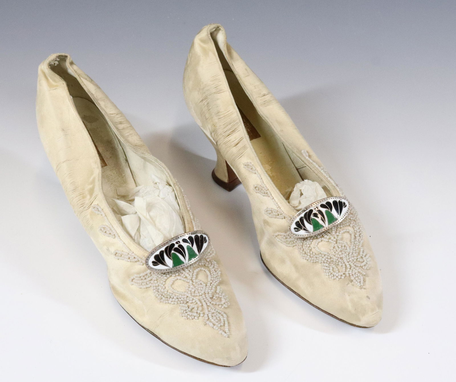 PAIR OF WIENER WERKSTATTE SILK WOMEN'S SHOES (1 of 13)