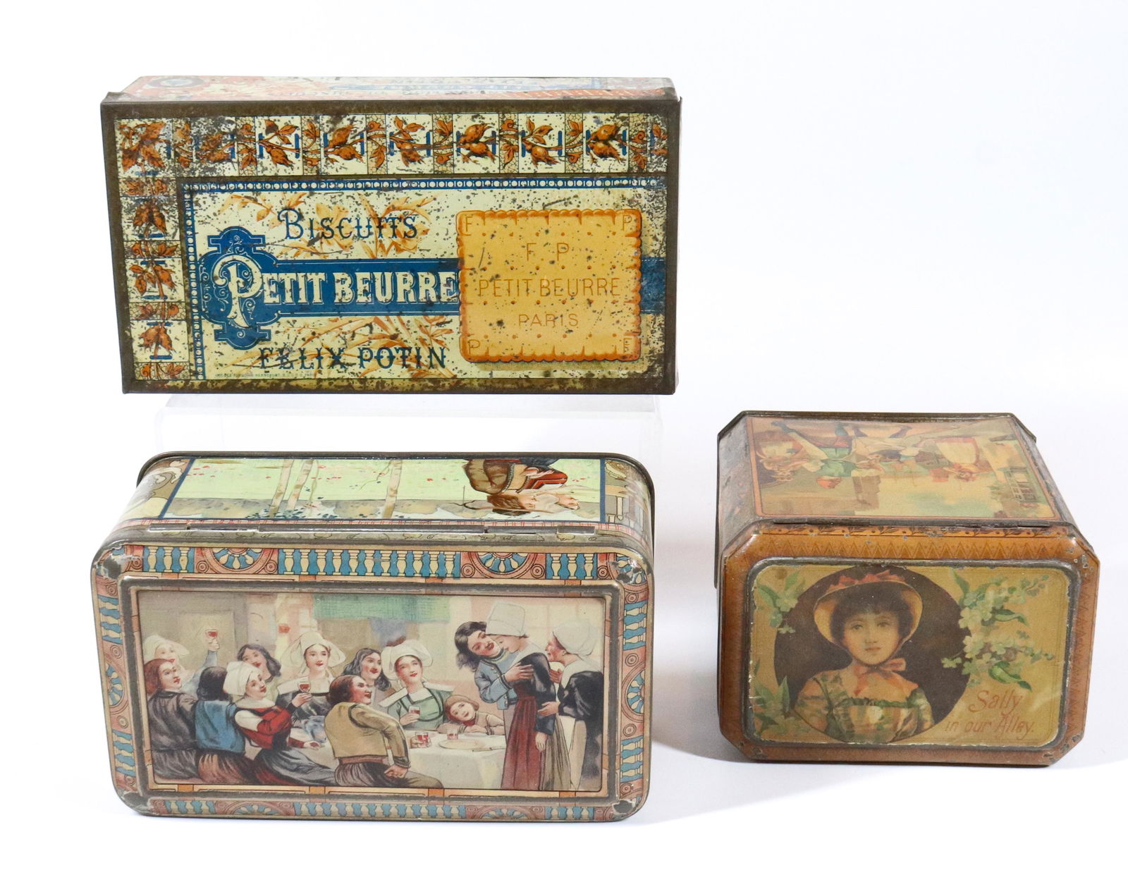 (3) ANTIQUE BISCUIT TINS (1 of 6)