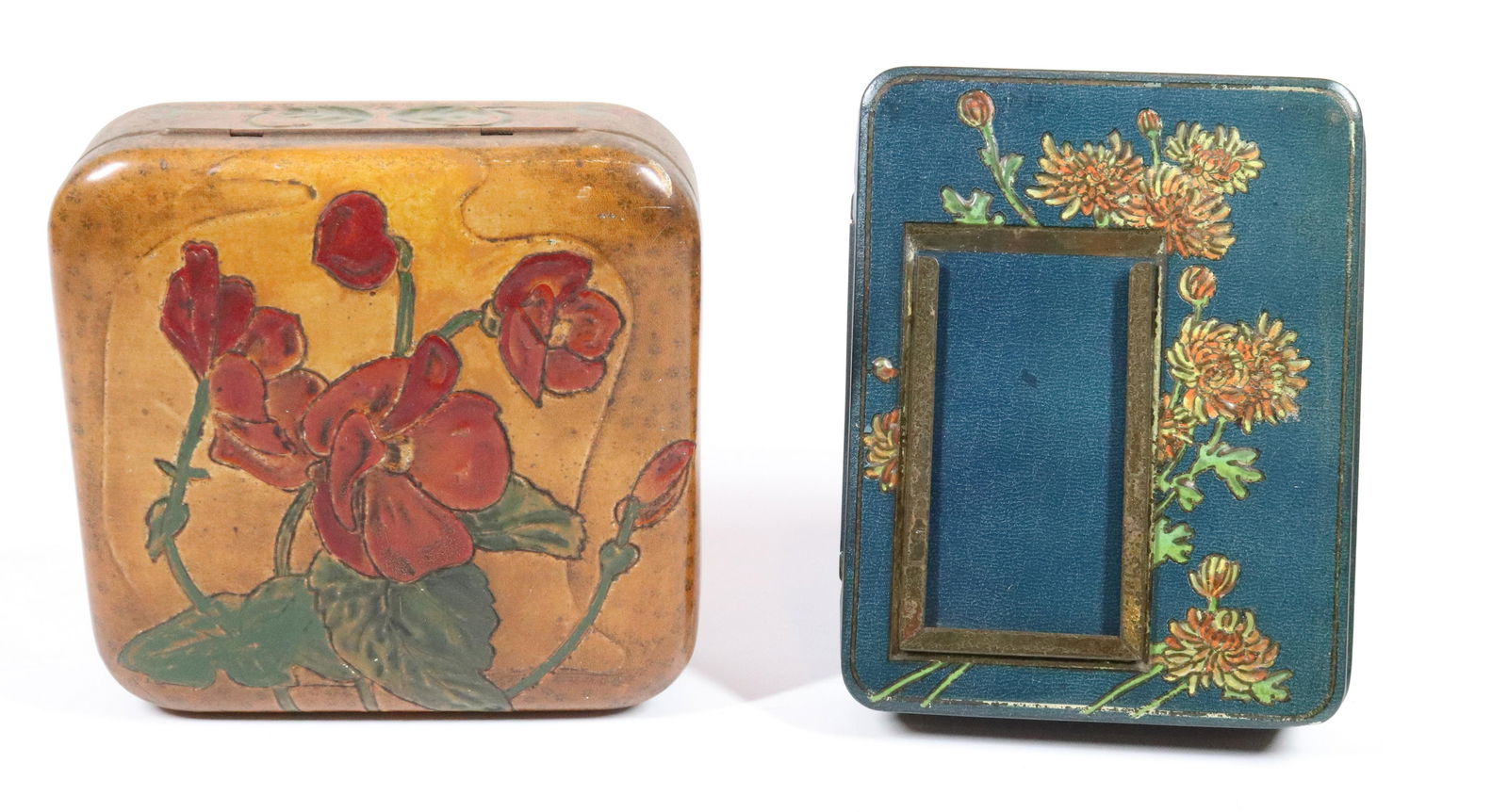 (2) ANTIQUE BISCUIT TINS (1 of 4)