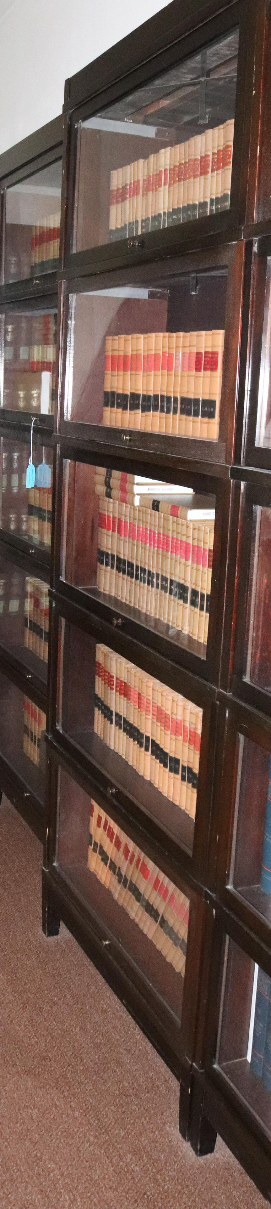 GLOBE WERNICKE BOOKCASE (1 of 4)