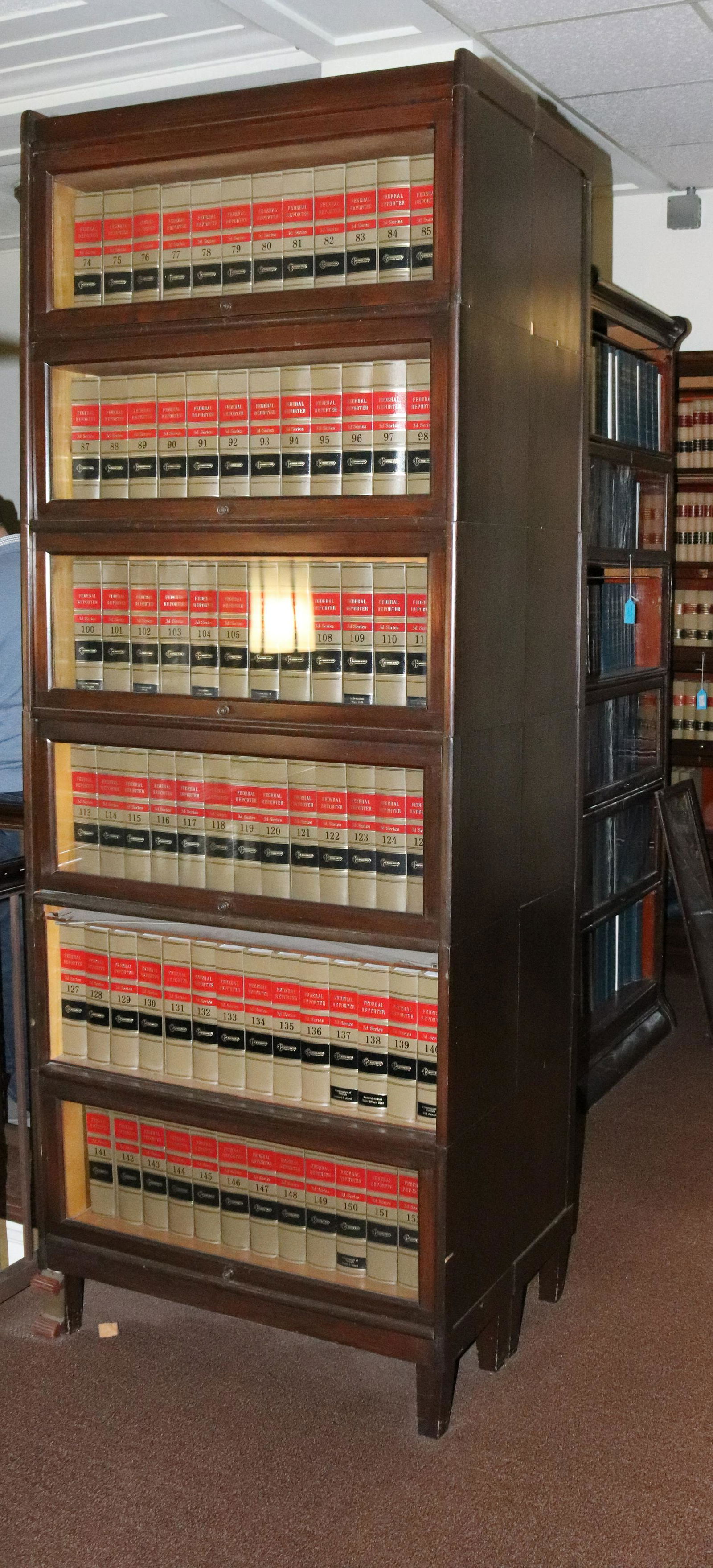 WEIS SECTIONAL BOOKCASE (1 of 4)