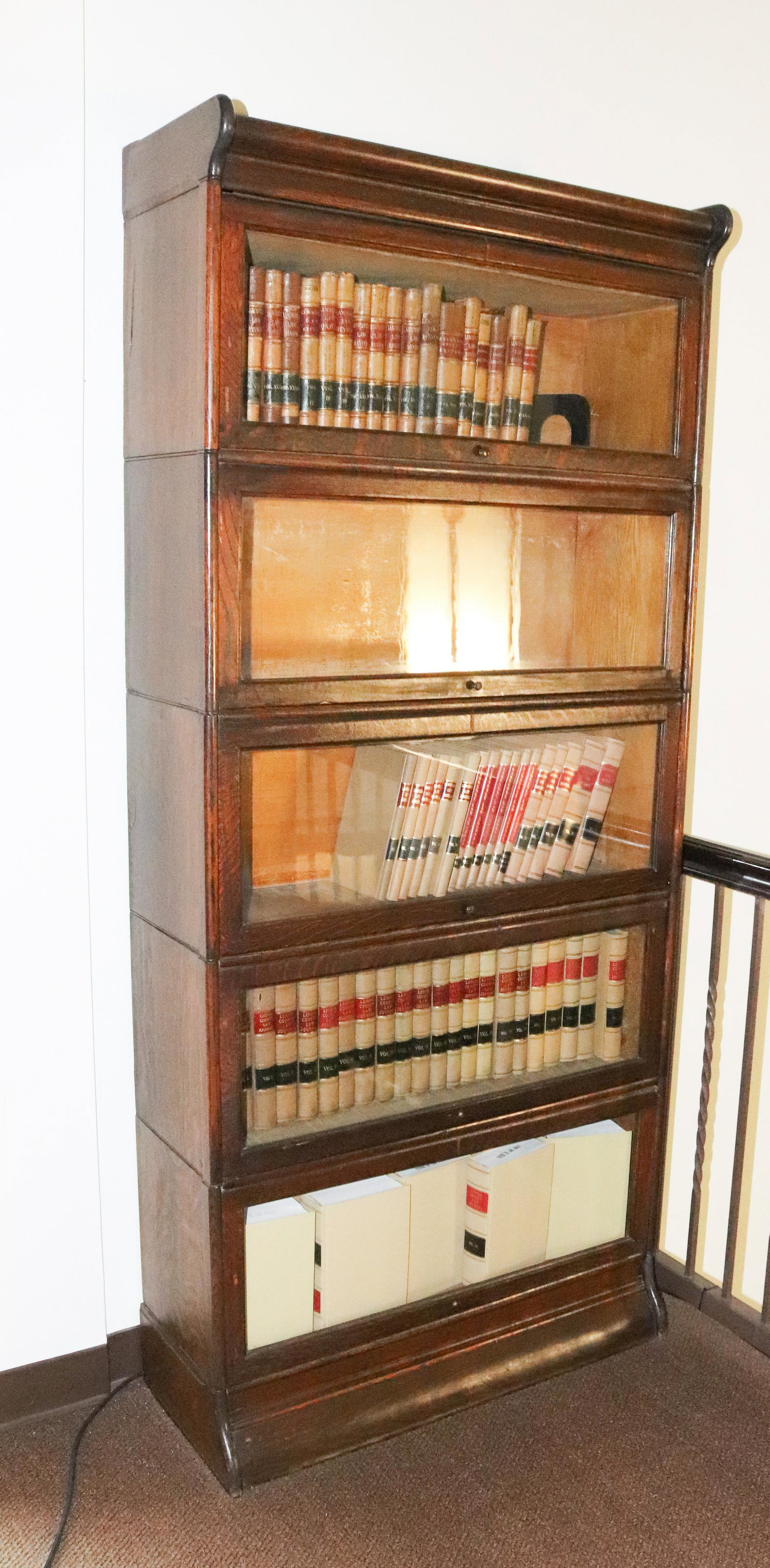 GLOBE WERNICKE BOOKCASE (1 of 3)