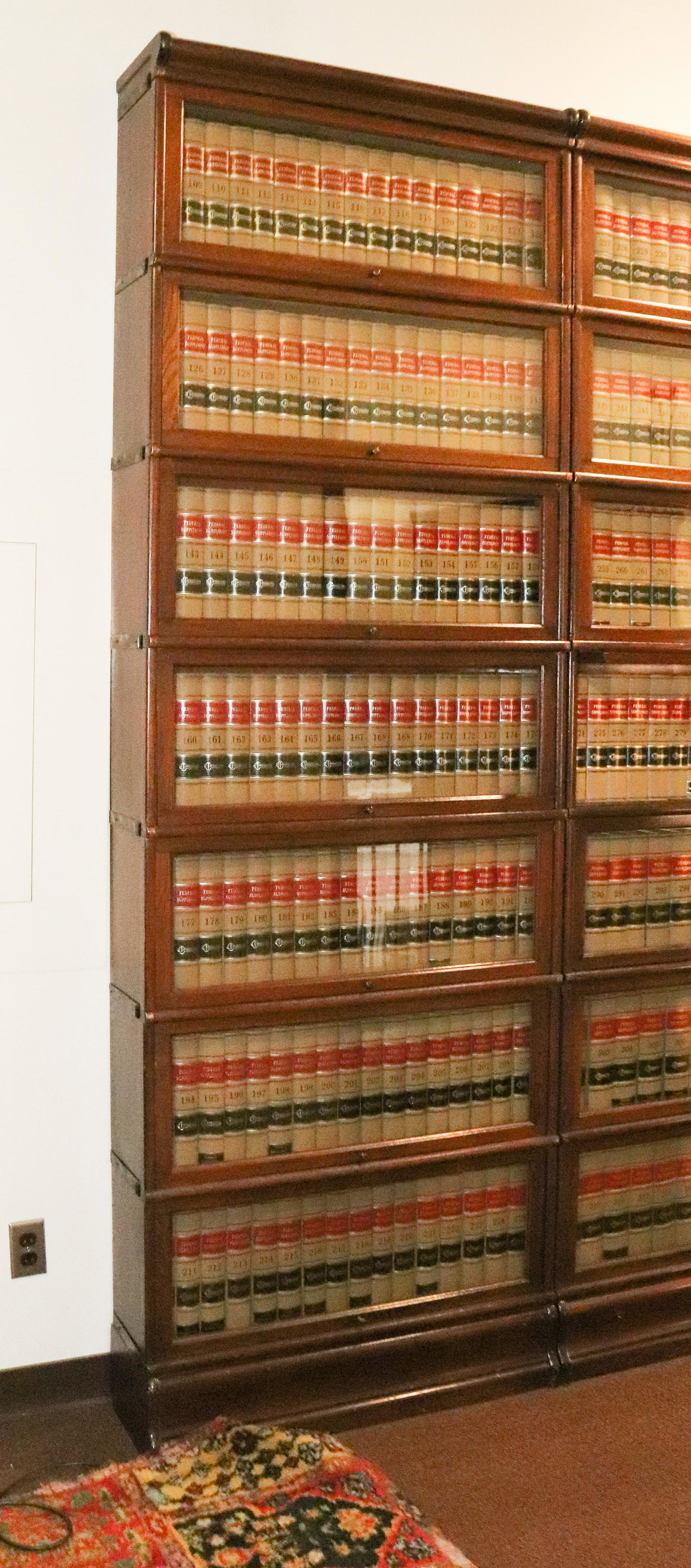 GLOBE WERNICKE BOOKCASE (1 of 3)