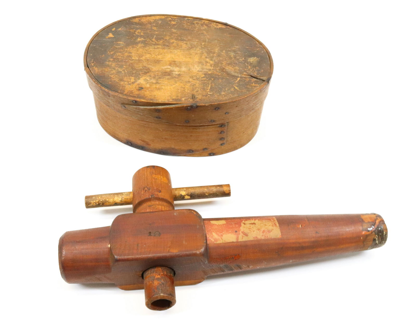 OVAL PANTRY BOX AND WOODEN SPIGOT (1 of 4)