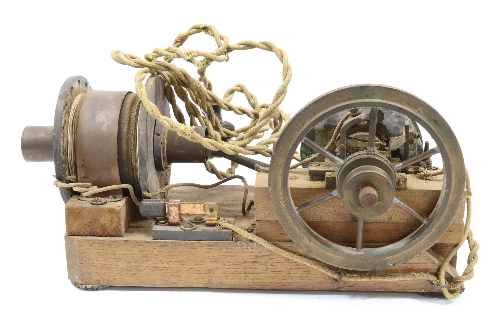 VINTAGE BRASS HORIZONTAL STEAM ENGINE (1 of 9)