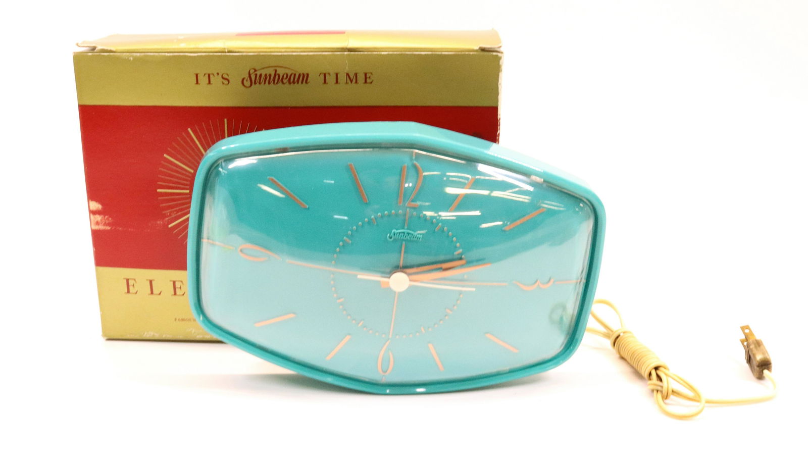 SUNBEAM ELECTRIC CLOCK (1 of 2)