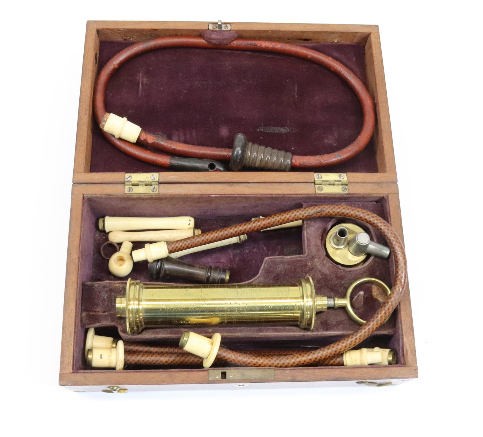 MILLIKEN'S UNIVERSAL SYRINGE IN BOX (1 of 4)