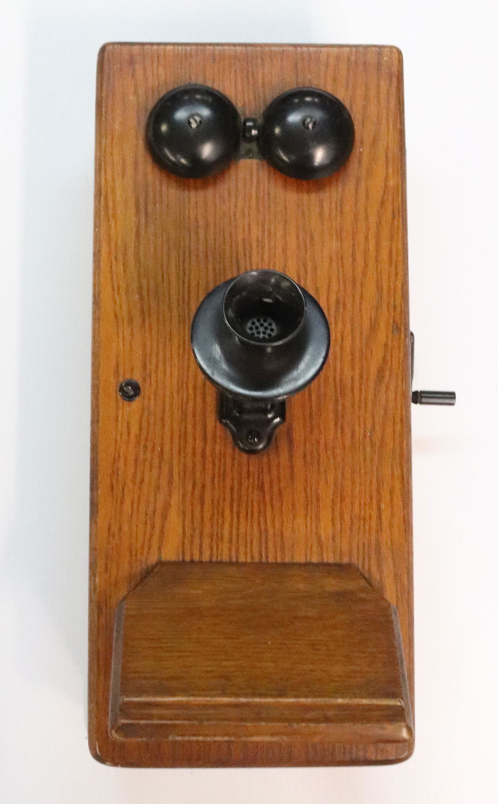 OAK WALL MOUNT TELEPHONE (1 of 6)
