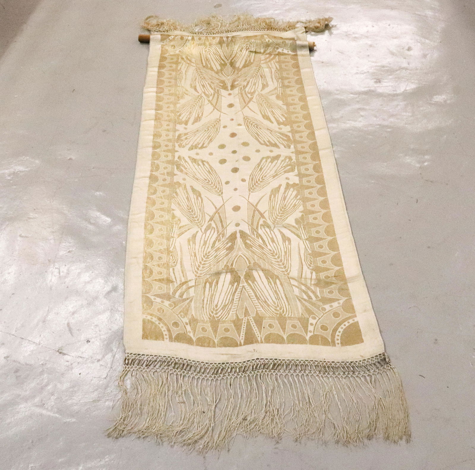 ART DECO SILK TABLE SCARF (1 of 4)