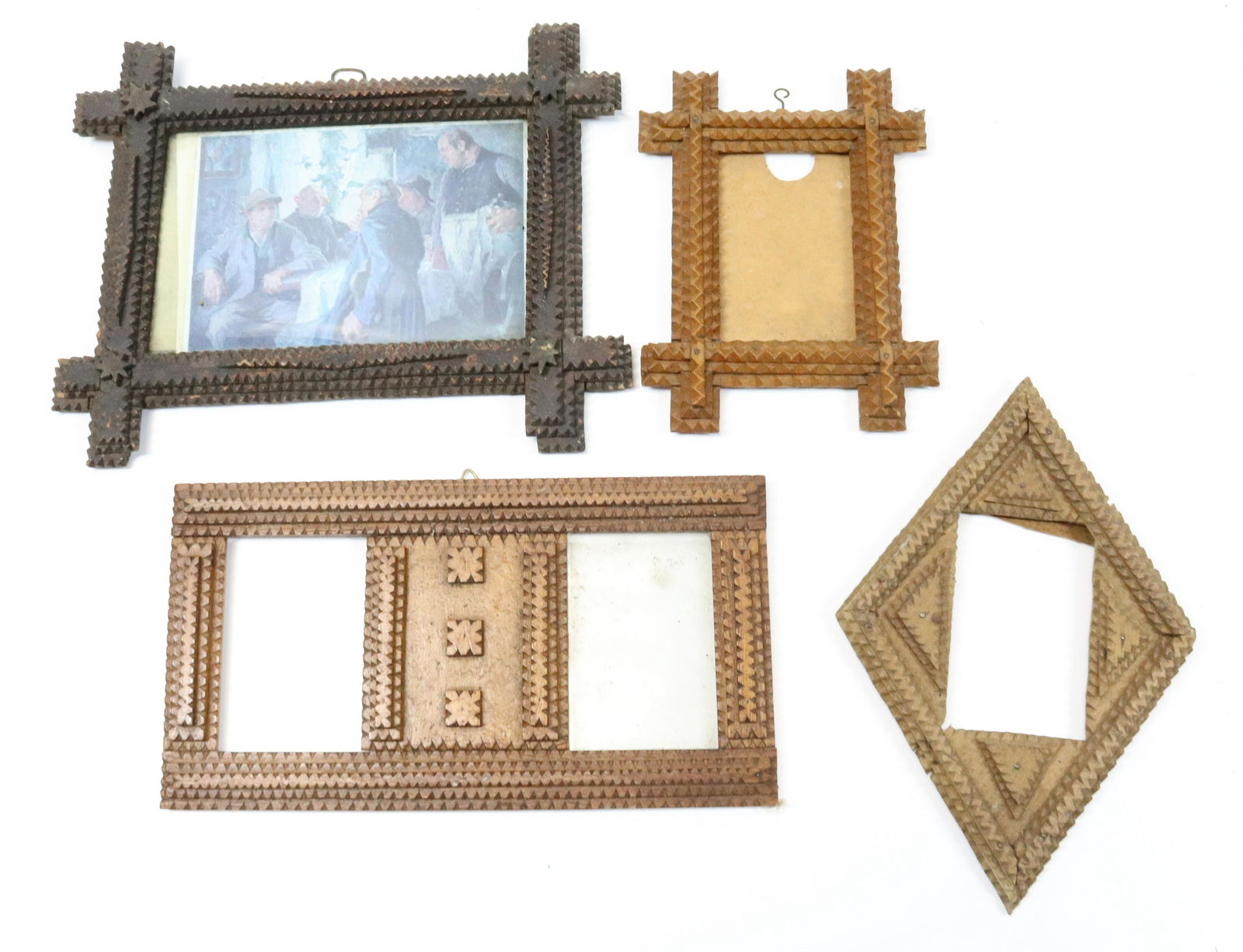 LOT OF (4) TRAMP ART FRAMES (1 of 2)