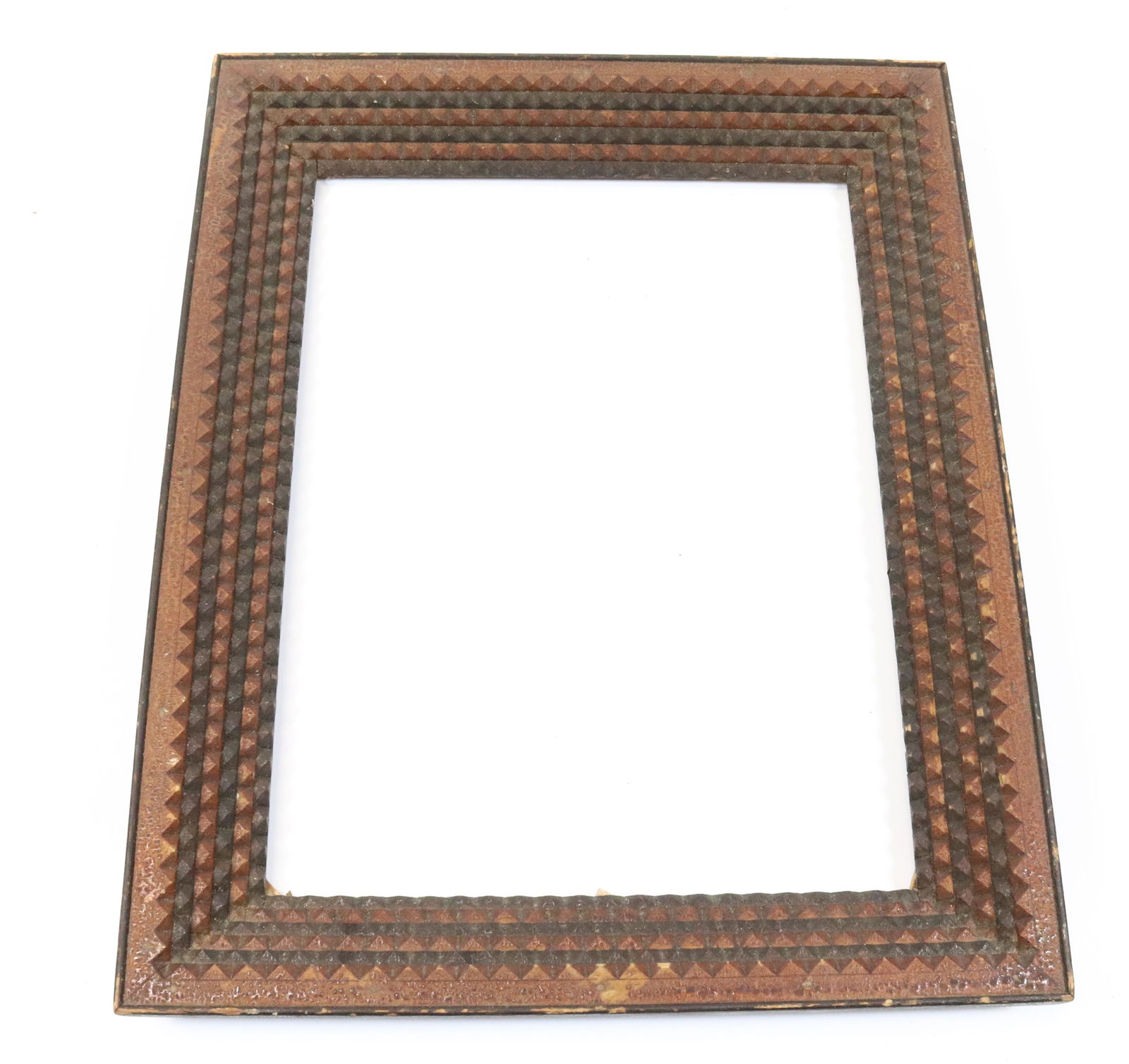 TRAMP ART WOODEN FRAME (1 of 3)