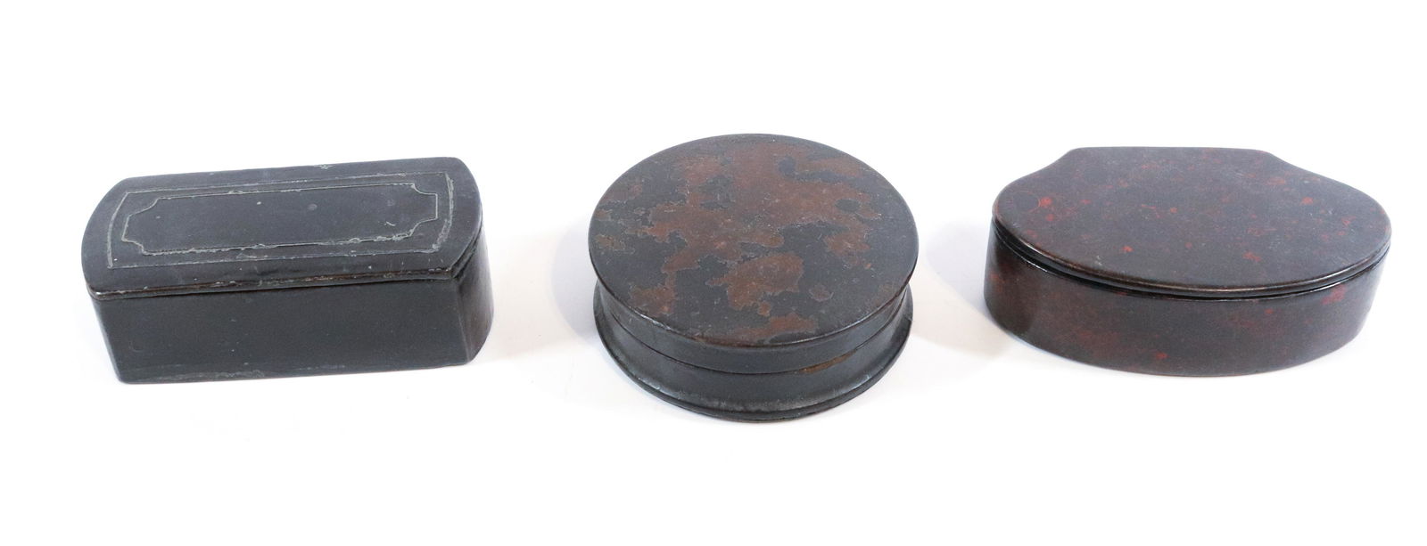 LOT OF ANTIQUE SNUFF BOXES (1 of 3)