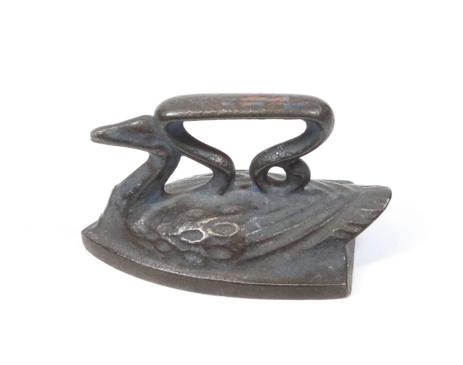 EARLY SMALL SWAN IRON (1 of 4)