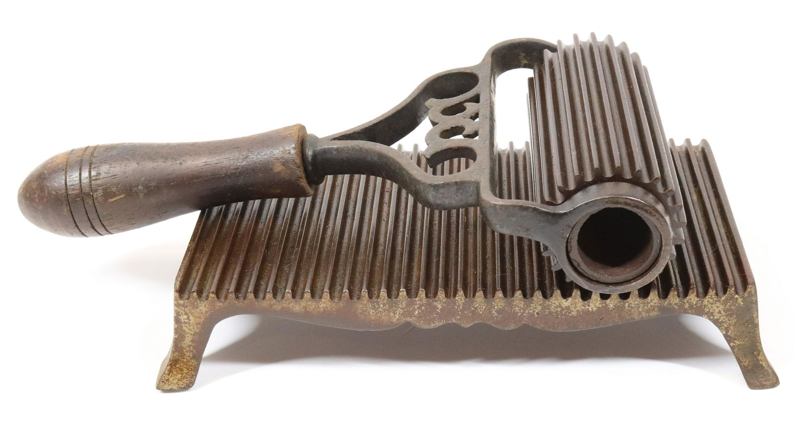 HAND FLUTER AND ROLLER (1 of 2)