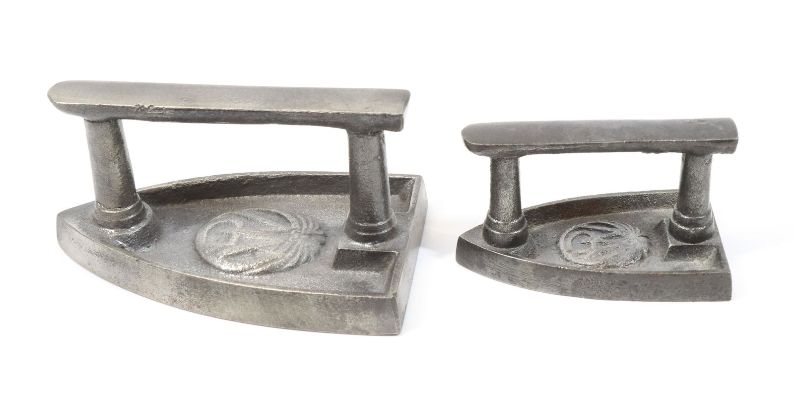 (2) MINIATURE ANTIQUE IRONS (1 of 4)