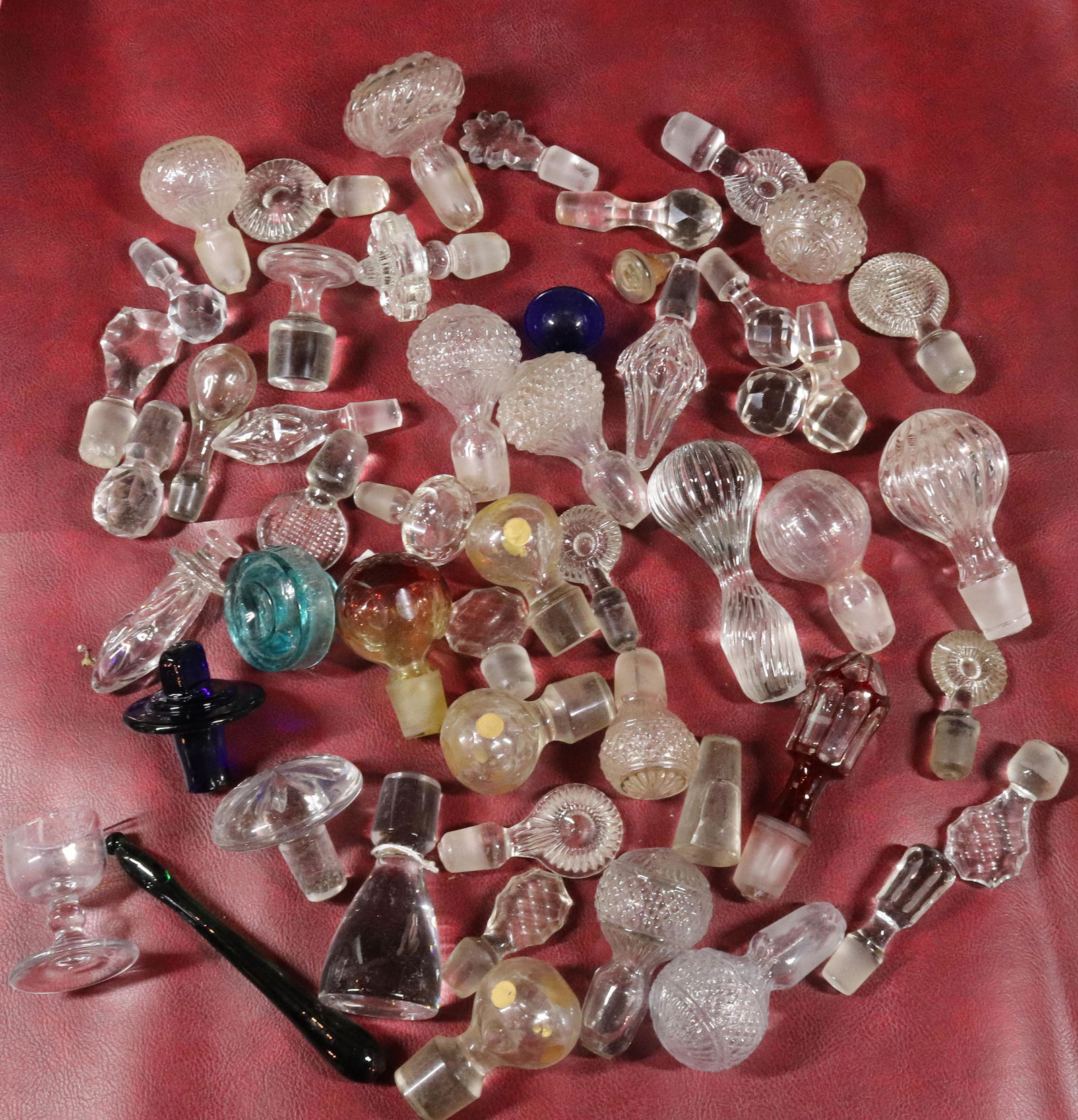 (2) TRAY LOTS OF EARLY GLASS STOPPERS (1 of 5)