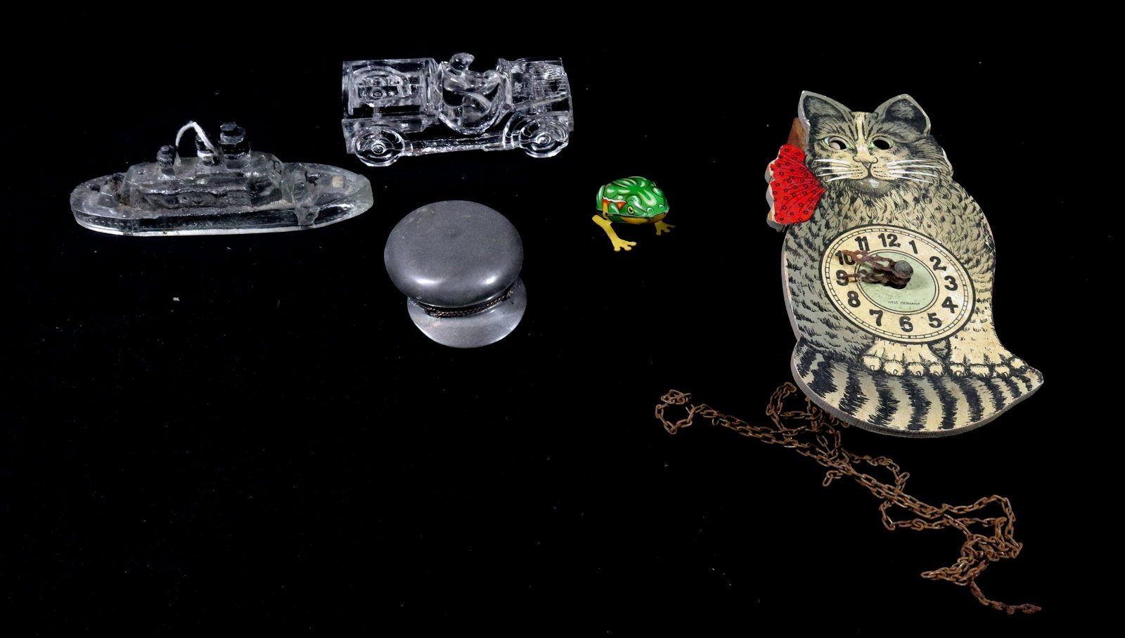 TRAY LOT (1 of 4)