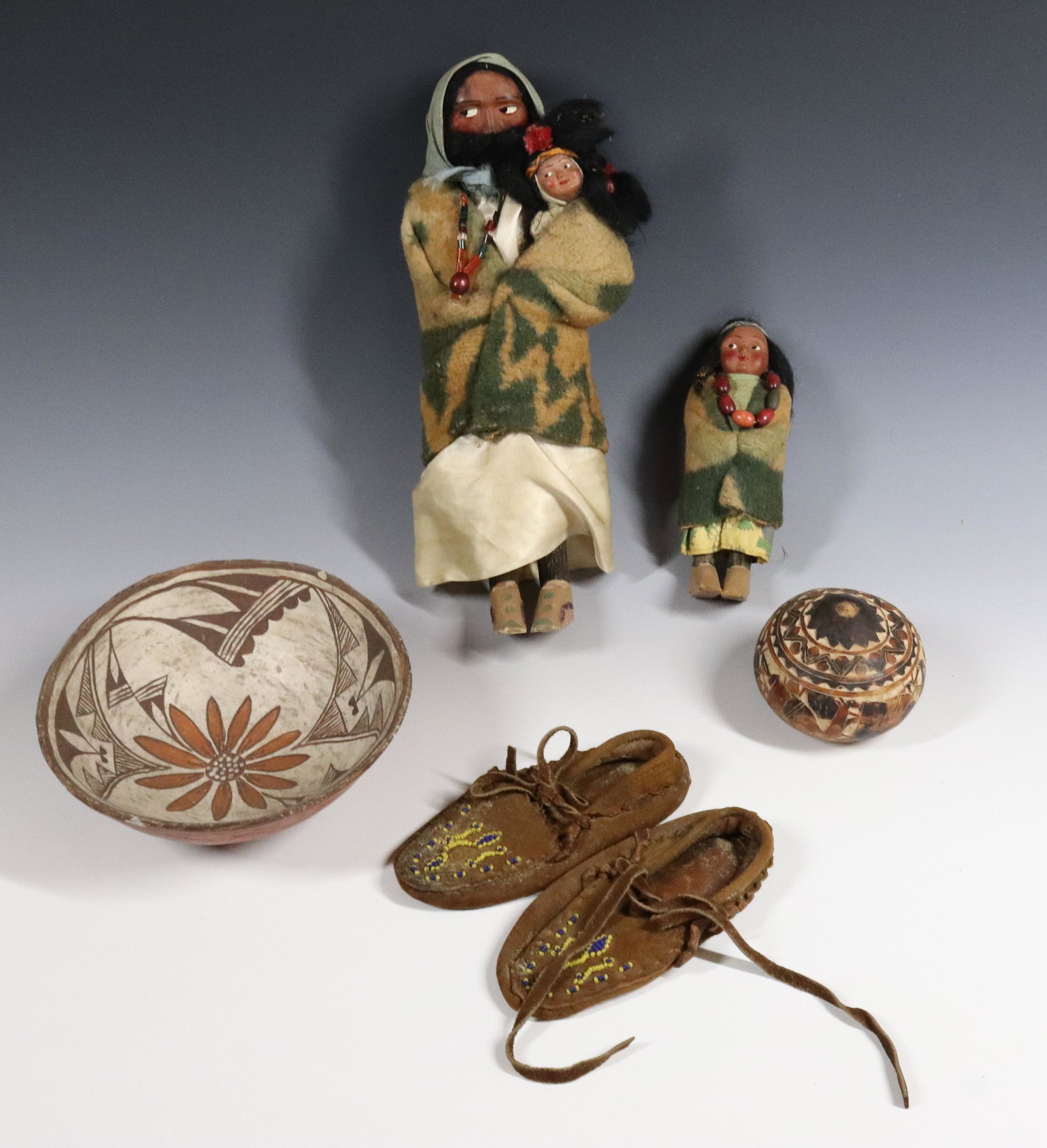 (5) NATIVE AMERICAN TYPE ITEMS (1 of 3)