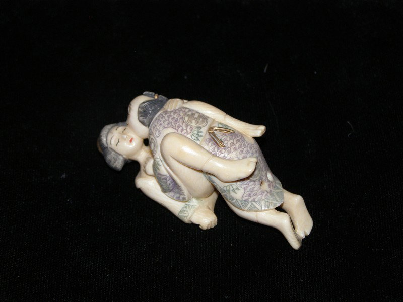 CARVED IVORY NETSUKE - ORIENTAL COUPLE IN KAMA SU: CARVED IVORY NETSUKE - ORIENTAL COUPLE IN KAMA SUTRA POSITION 3"
