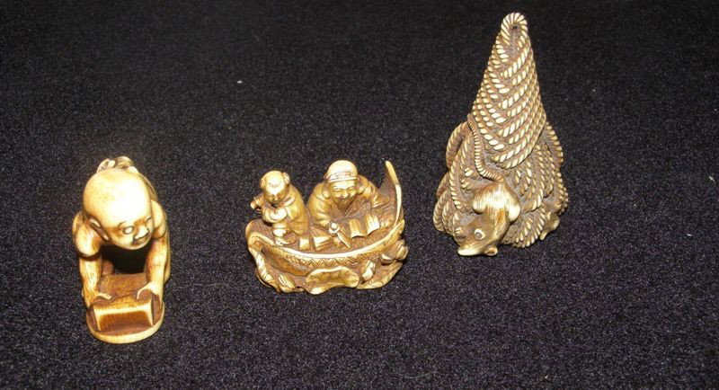 LOT OF (3) CARVED IVORY NETSUKE - MICE ON A STRIN: LOT OF (3) CARVED IVORY NETSUKE - MICE ON A STRING 1 1/4" X 2 1/2", MAN WITH MOUSE ON HIS BACK 1 1/2", AND MEN ON SHIP 1" X 1 1/2"