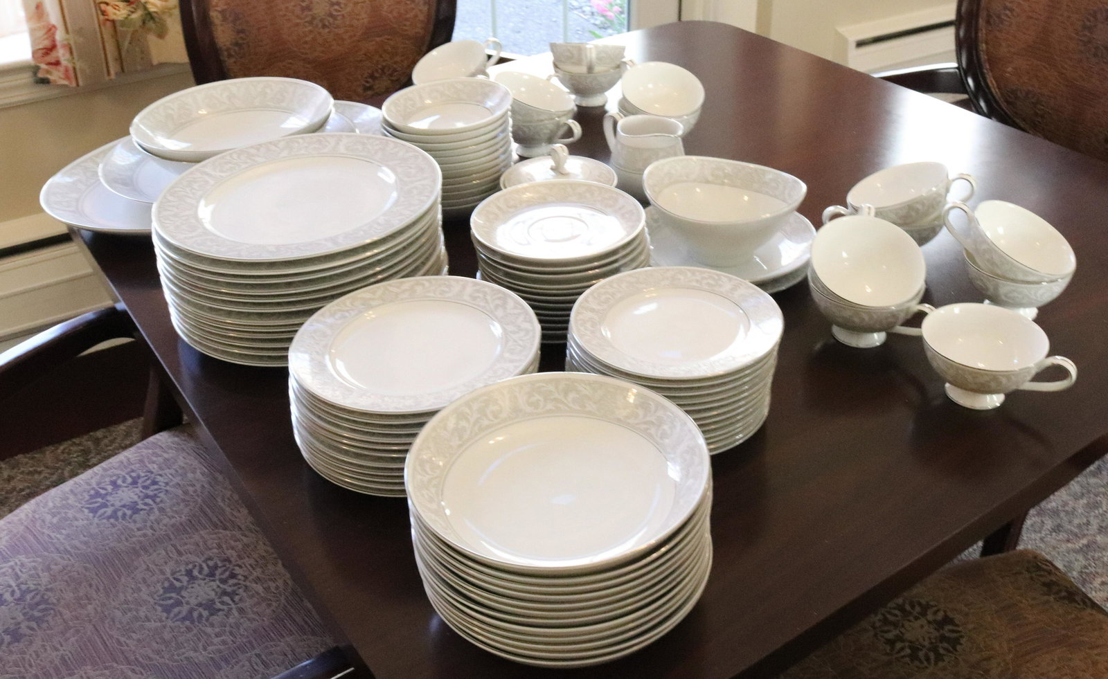 MIKASA "WINTHROP" SET OF DISHES: (11) DINNER PLATES 10 1/2". APPROX. 93 PIECES. Terms Please Read Carefully Before Bidding. This is an Online Only Auction. Pick-up Will be ONE DAY ONLY. Friday May 19th from 9:30 am till 3:30 pm - To