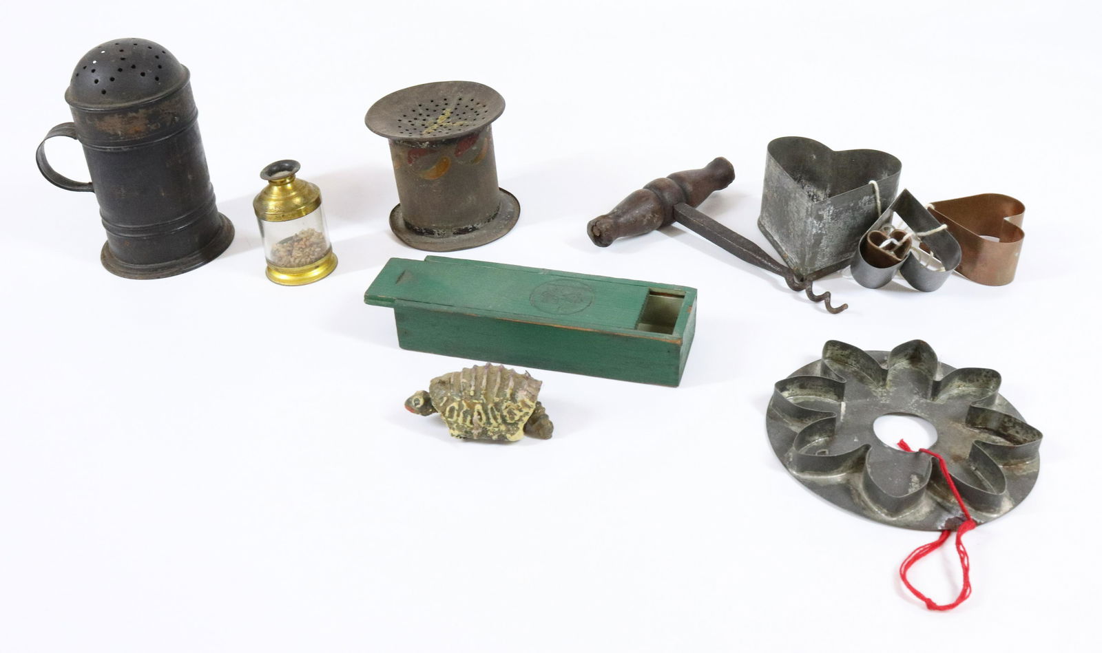 LOT OF COUNTRY ITEMS (1 of 5)