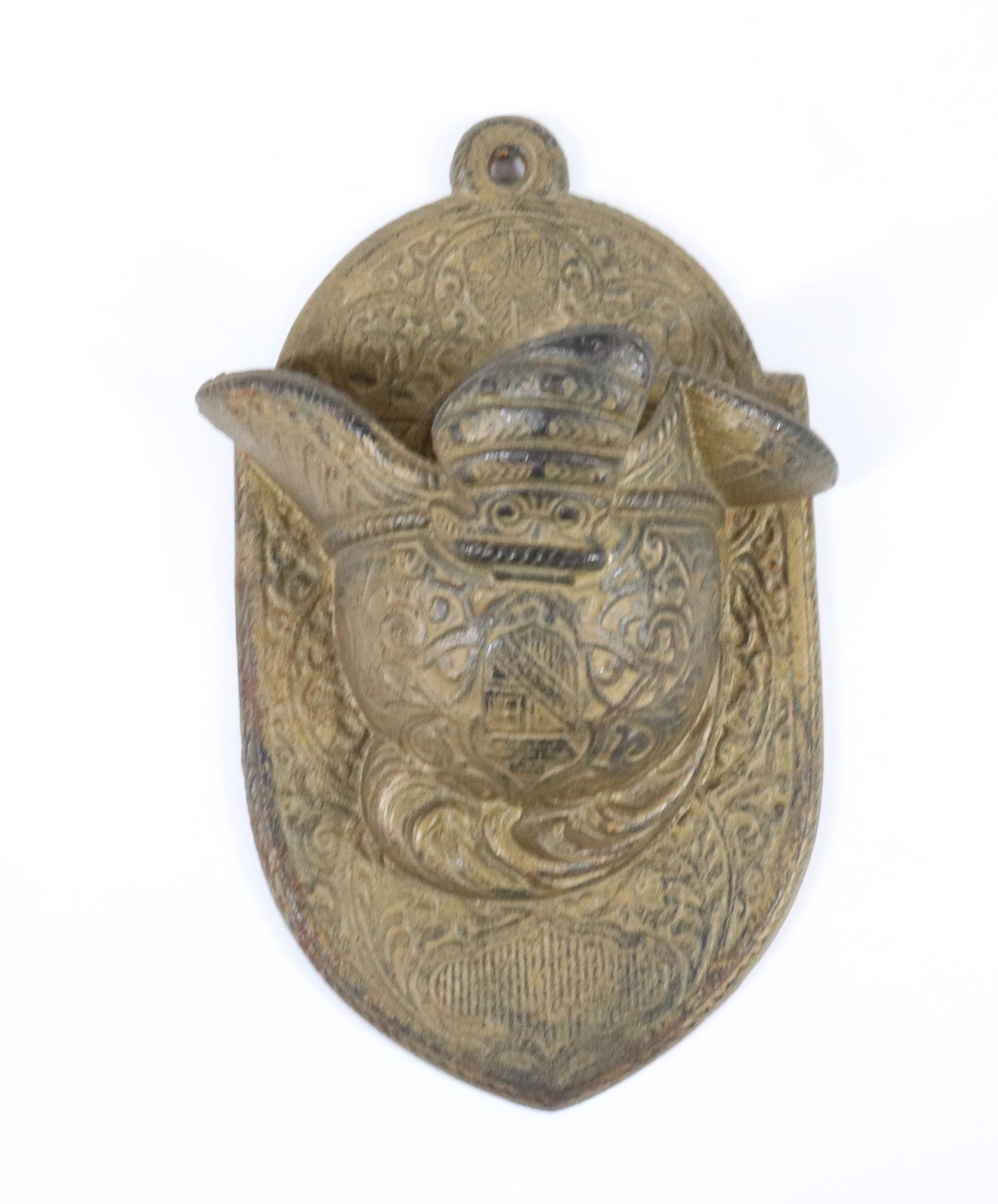 CAST IRON HELMET MATCH HOLDER (1 of 4)