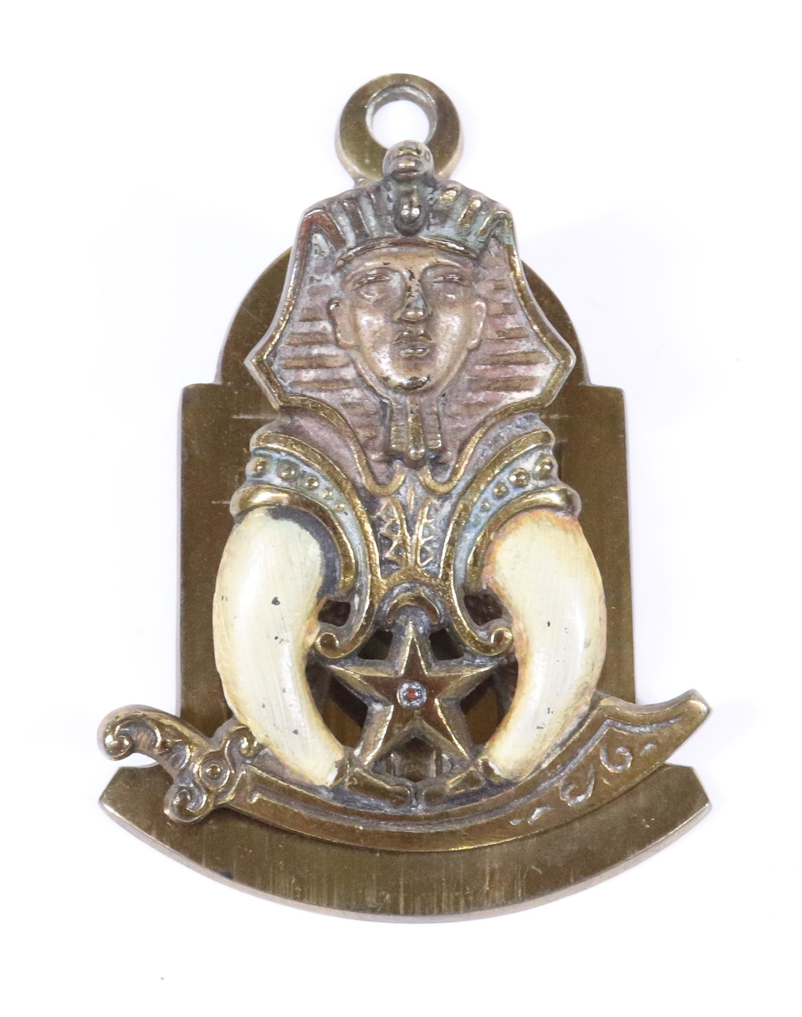 PAINTED CAST IRON BILL CLIP: EGYPTIAN THEMED WITH "BRASS" FRONT SURFACE. MRKD. 5263. 4 1/8" L. TERMS: UPDATED 2023 TERMS FOR PURCHASING AND SHIPPING OF AUCTION ITEMS. PLEASE READ CAREFULLY BEFORE BIDDING. ALL PAYMENTS FOR PURCHAS