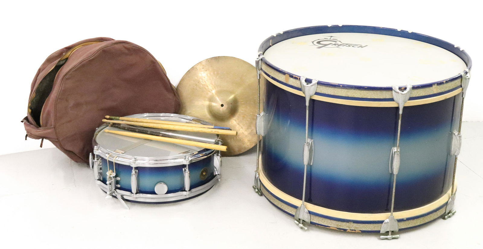 (2) VINTAGE GRETSCH DRUMS (1 of 9)