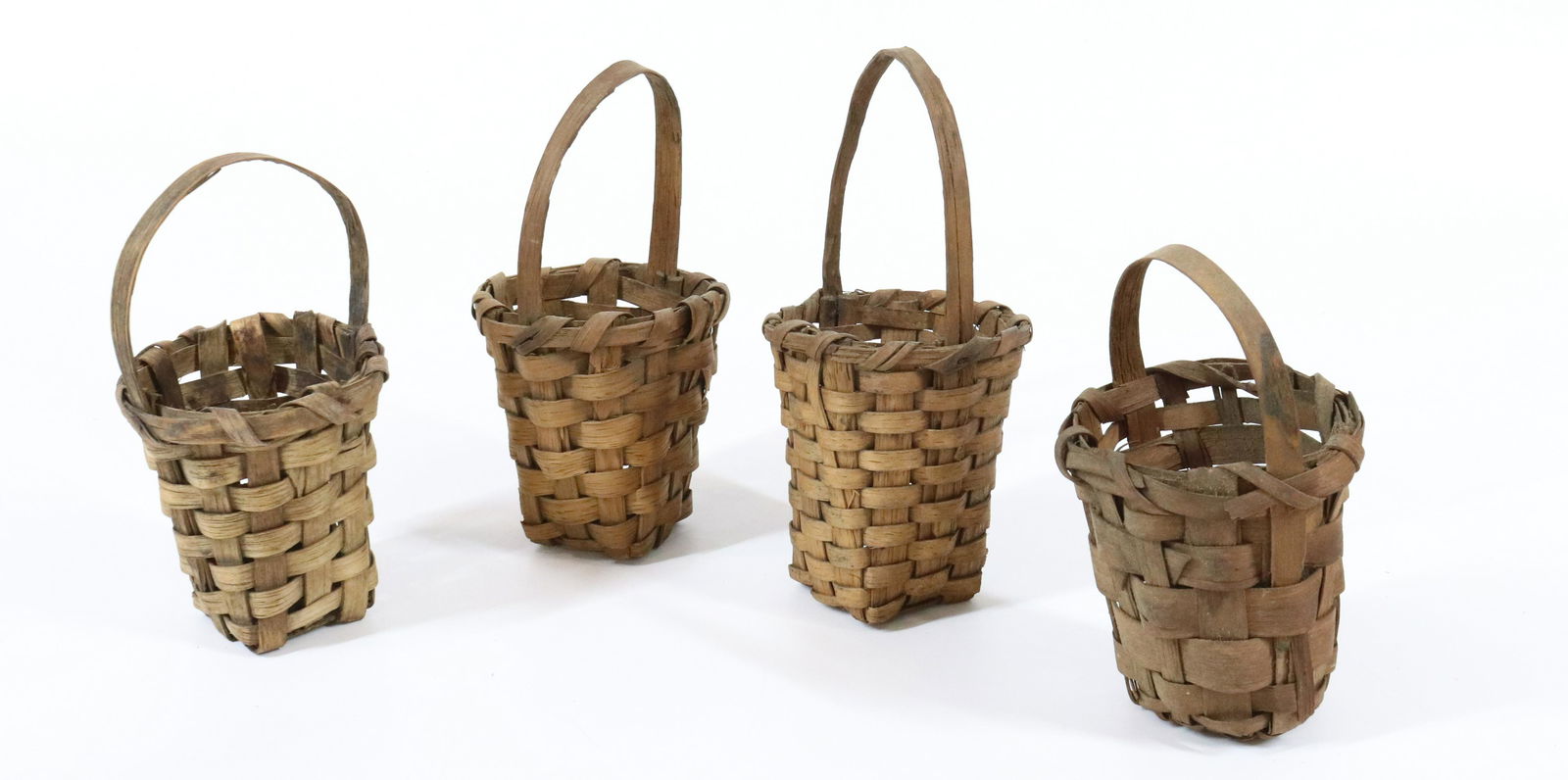 LOT OF (4) BERRY BASKETS (1 of 3)