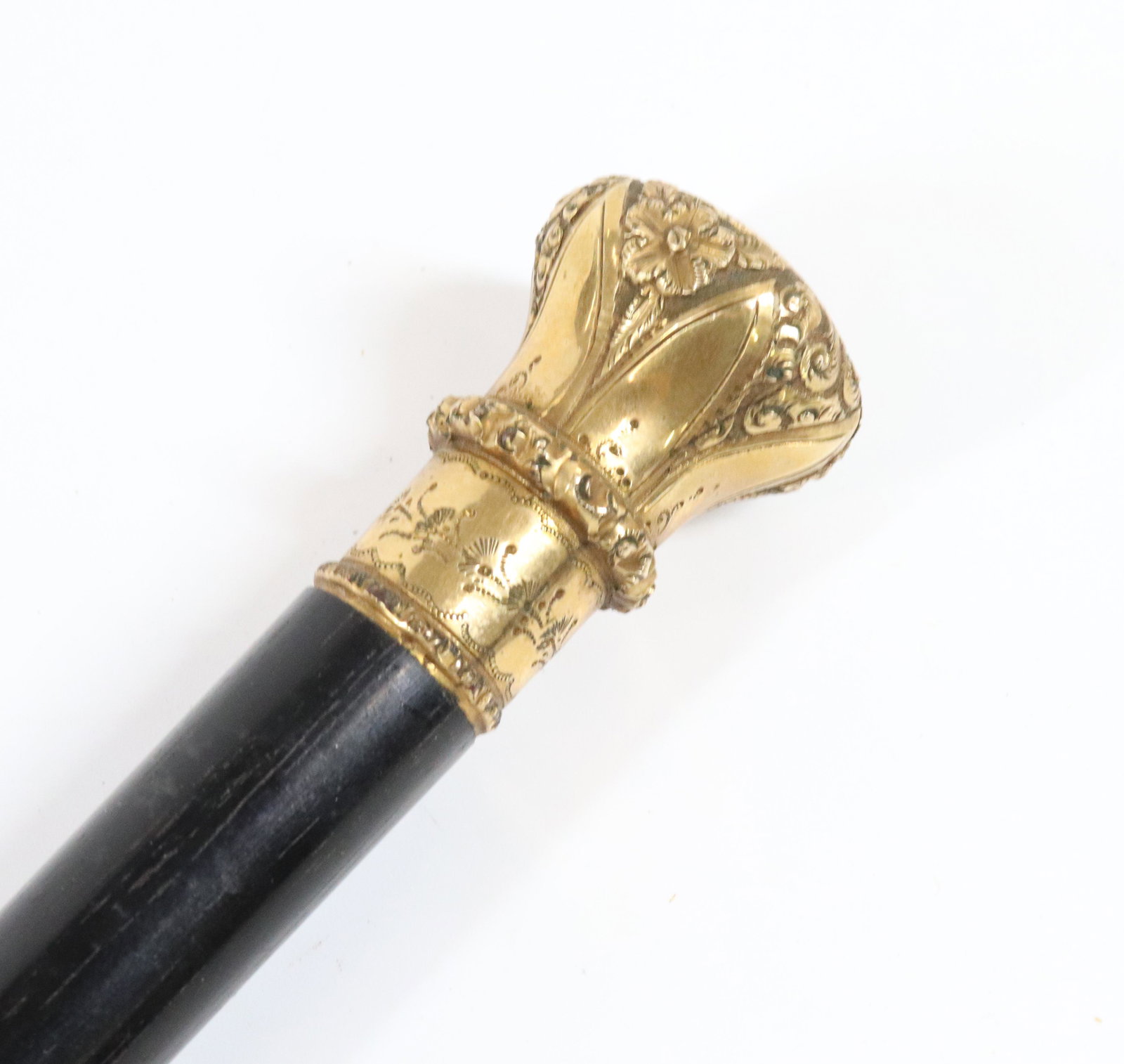 ANTIQUE GOLD TOP CANE (1 of 4)