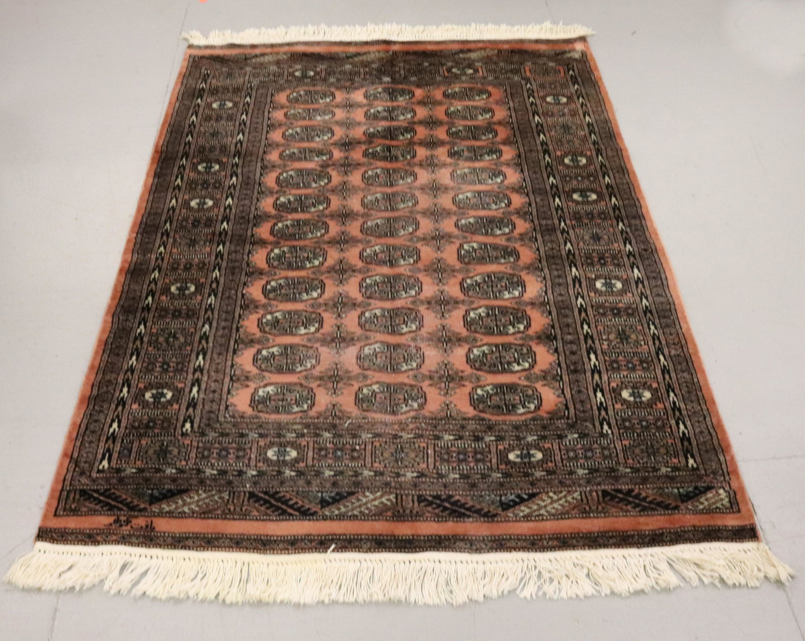 HANDMADE ORIENTAL RUG (1 of 7)