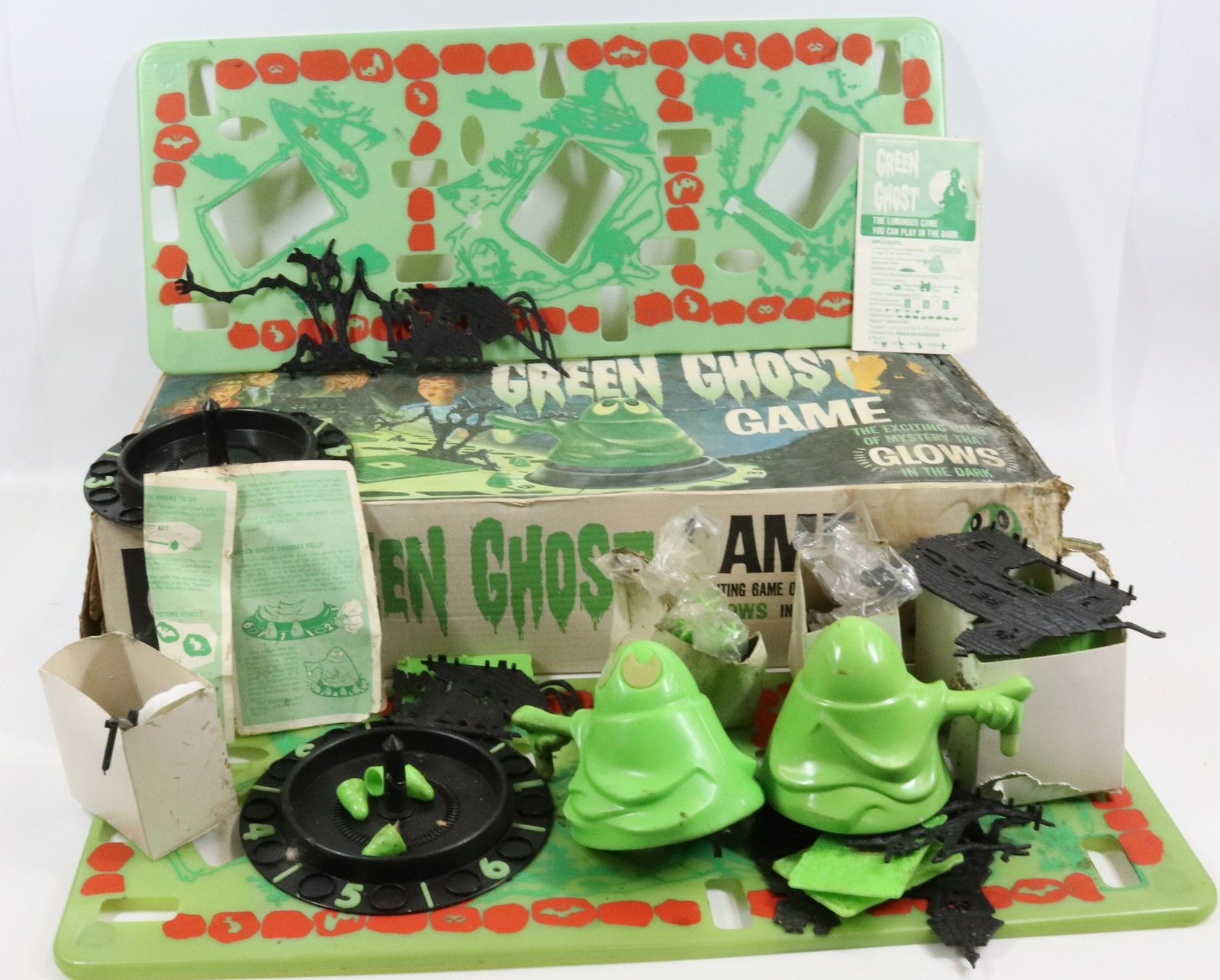 VINTAGE 1965 GREEN GHOST GAME: TWO SETS WITH ONE BOX. AS-FOUND.