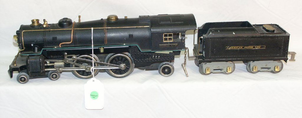 AMERICAN FLYER PRE-WAR WIDE GAUGE - 4692 ENGINE IN: AMERICAN FLYER PRE-WAR WIDE GAUGE - 4692 ENGINE IN BLACK WITH GREEN TRIM AND #4671 TENDER HAS MINOR PAINT LOSS IN GOOD CONDITION