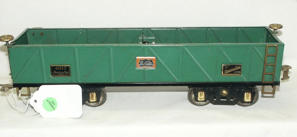AMERICAN FLYER PRE-WAR WIDE GAUGE - #4017 SAND CAR: AMERICAN FLYER PRE-WAR WIDE GAUGE - #4017 SAND CAR IN GREEN WITH MINOR WEAR AND SCRATCHING