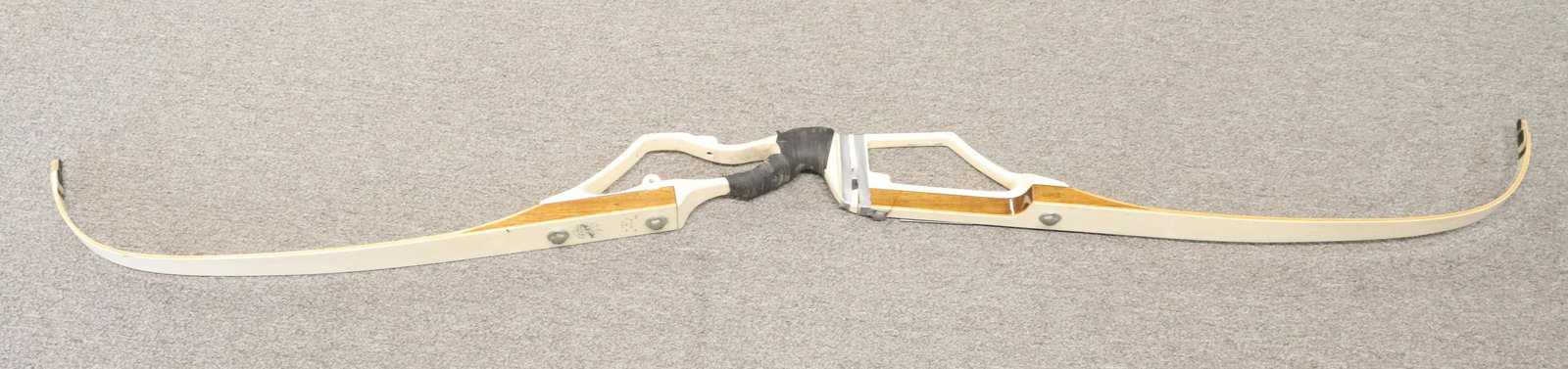 BEAR RECURVE BOW: BLACK WIDOW MODEL #2186, 69" 37 @ 28, T-1200 - 65" L Terms: UPDATED 2023 TERMS FOR PURCHASING AND SHIPPING OF AUCTION ITEMS. PLEASE READ CAREFULLY BEFORE BIDDING. ALL PAYMENTS MUST BE MADE BEFORE ITEM