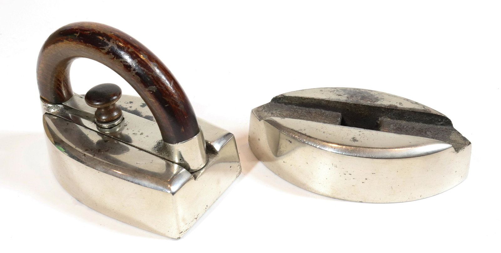 SMALL SIZE ENGLISH COLD HANDLE IRON (1 of 4)