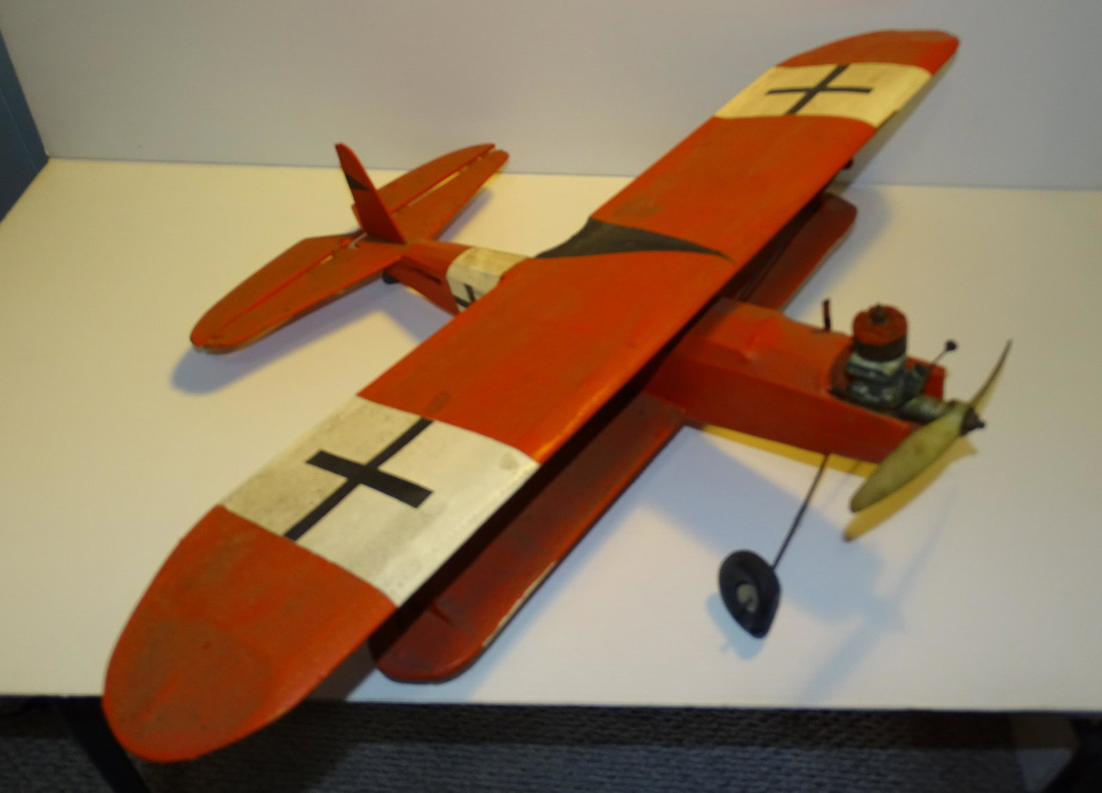 RED BARON MODEL AIRPLANE: MODEL AIRPLANE WITH MCCOY 35 ENGINE, 24" x 35" UPDATED 2023 Terms for Purchasing and Shipping of Auction Items. Please read carefully before bidding. All payments for purchases will be made through Li